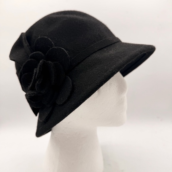 Nine West Accessories - Nine West Black Wool Cloche Hat with Floral Accent – 60 cm